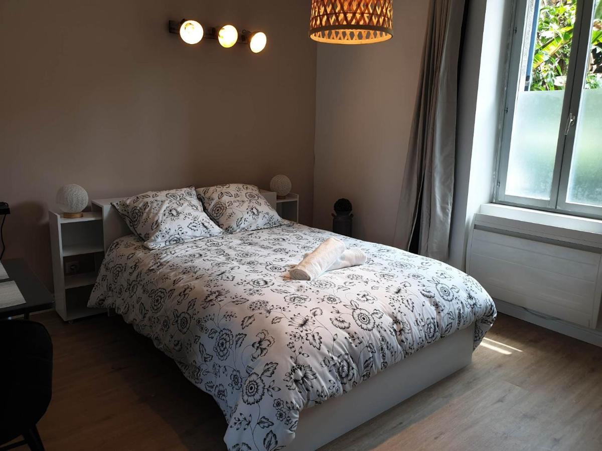 Chez Cerise Bed & Breakfast Tournay Екстериор снимка